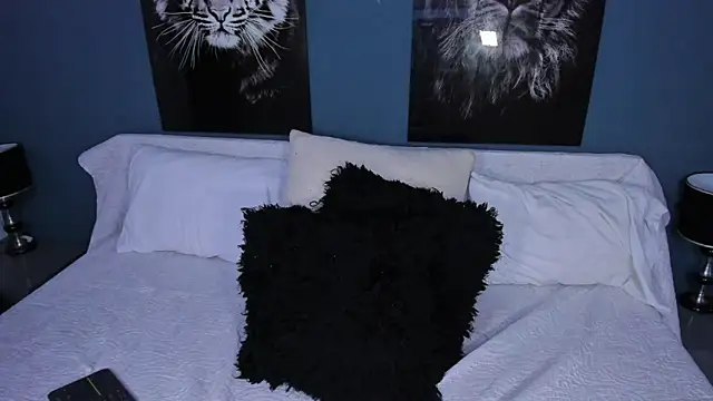 Liana Bernocchi online show from 15, 3, 2025