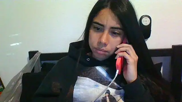 Snapshot of catrinasexy19 chatting on 2, 12, 2024 catrinasexy19 online show from 2, 12, 2024