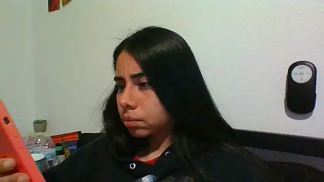 Snapshot of catrinasexy19 chatting on 3, 12, 2024 catrinasexy19 online show from 3, 12, 2024