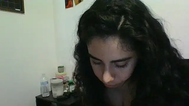 Snapshot of catrinasexy19 chatting on 21, 12, 2024 catrinasexy19 online show from 21, 12, 2024