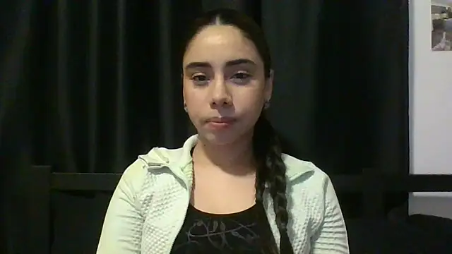 Snapshot of catrinasexy19 chatting on 10, 3, 2025 catrinasexy19 online show from 10, 3, 2025