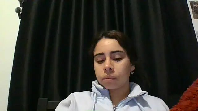 Snapshot of catrinasexy19 chatting on 18, 3, 2025 catrinasexy19 online show from 18, 3, 2025