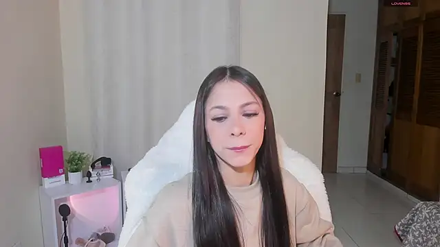 shanakendal2 online show from 13, 3, 2025