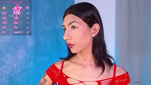 sofiaa grey  online show from 21, 1, 2025