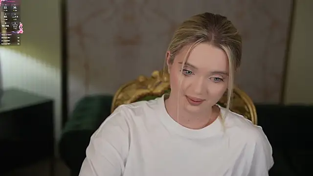 Cassy-Celestial  online show from 5, 3, 2025