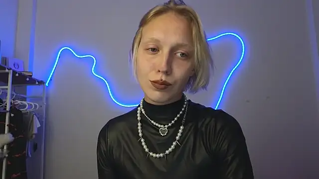 Snapshot of Martha_Hoffman chatting on 17, 1, 2026 Martha Hoffman online show from 17, 1, 2026