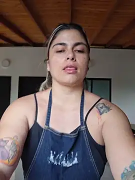 Juliietha servas online show from 11, 3, 2026