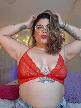 Snapshot of Juliietha_servas chatting on 18, 5, 2026 Juliietha servas online show from 18, 5, 2026