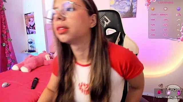 Snapshot of little_jade chatting on 23, 9, 2025 little jade online show from 23, 9, 2025