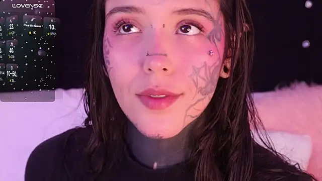 Snapshot of SylveonFox chatting on 16, 2, 2025 SylveonFox online show from 16, 2, 2025