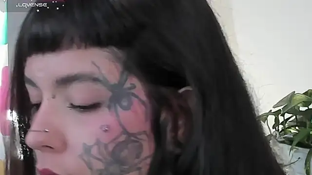 Snapshot of SylveonFox chatting on 22, 3, 2025 SylveonFox online show from 22, 3, 2025