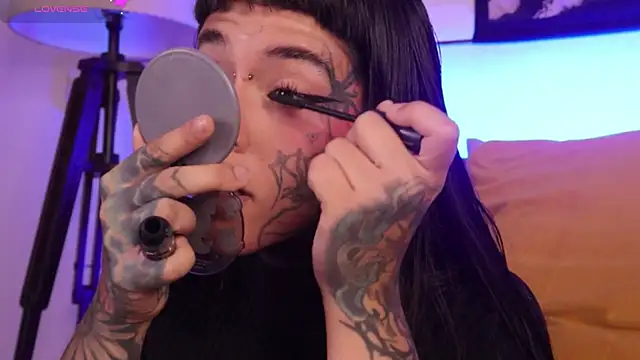 Snapshot of SylveonFox chatting on 21, 9, 2025 SylveonFox online show from 21, 9, 2025