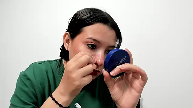 cami-01 online show from 22, 11, 2025