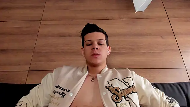 Snapshot of MarcoSullivan chatting on 11, 1, 2025 MarcoSullivan online show from 11, 1, 2025