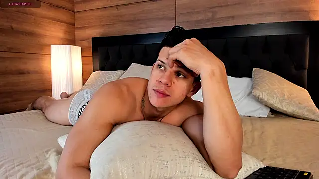 Snapshot of MarcoSullivan chatting on 27, 2, 2025 MarcoSullivan online show from 27, 2, 2025