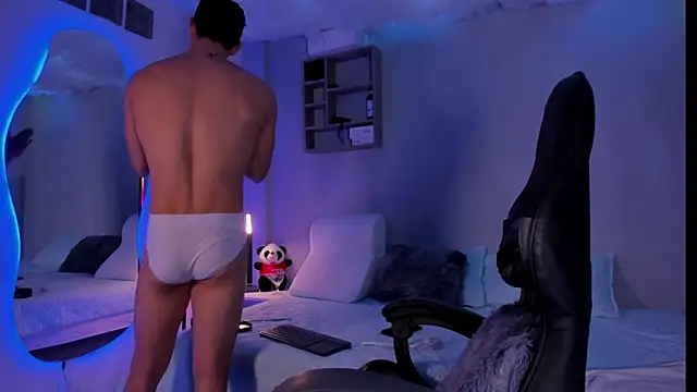 Snapshot of MarcoSullivan chatting on 18, 10, 2025 MarcoSullivan online show from 18, 10, 2025