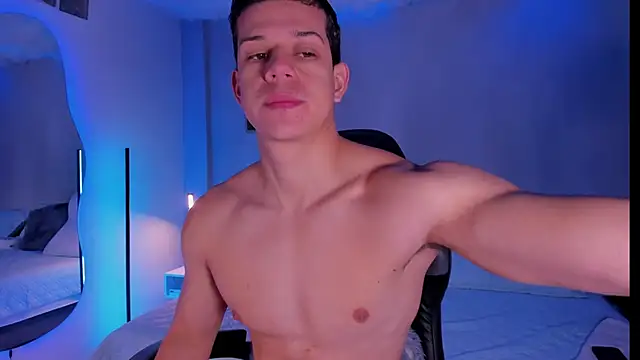 Snapshot of MarcoSullivan chatting on 21, 10, 2025 MarcoSullivan online show from 21, 10, 2025