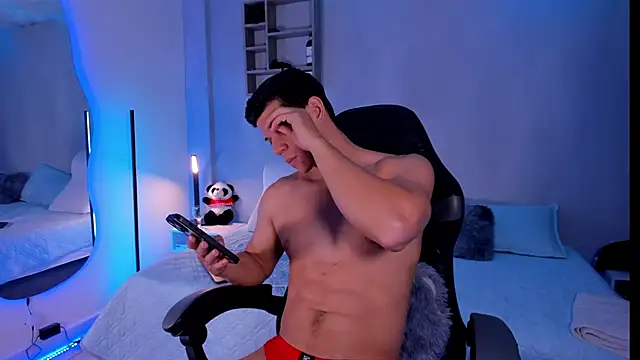 Snapshot of MarcoSullivan chatting on 24, 10, 2025 MarcoSullivan online show from 24, 10, 2025