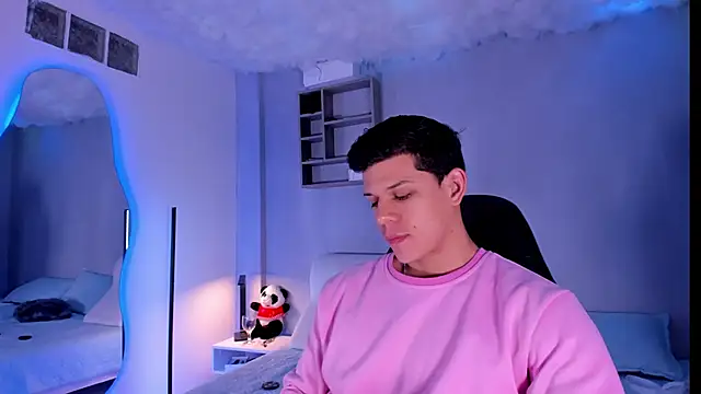 Snapshot of MarcoSullivan chatting on 29, 11, 2025 MarcoSullivan online show from 29, 11, 2025