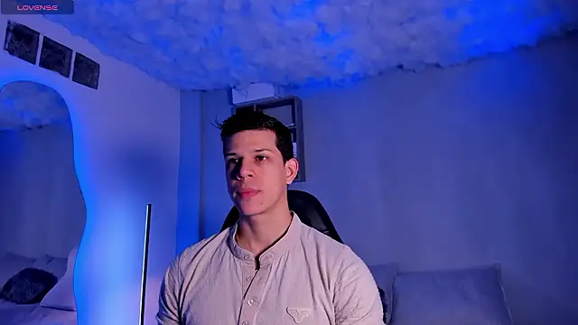 Snapshot of MarcoSullivan chatting on 2, 2, 2026 MarcoSullivan online show from 2, 2, 2026