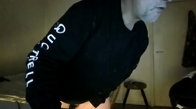 oopsxx online show from 27, 1, 2025