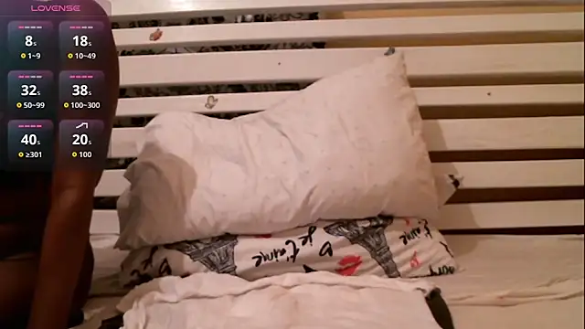 black sexy queen online show from 23, 10, 2025