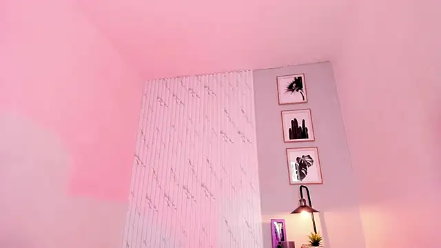 megan-wells online show from 24, 12, 2024