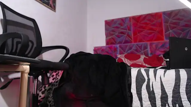 Snapshot of bix_couples chatting on 21, 11, 2025 bix couples online show from 21, 11, 2025