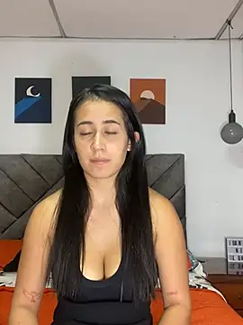 Snapshot of AnithaFigueroa1 chatting on 17, 12, 2024 AnithaFigueroa1 online show from 17, 12, 2024