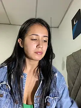 Snapshot of AnithaFigueroa1 chatting on 28, 12, 2024 AnithaFigueroa1 online show from 28, 12, 2024