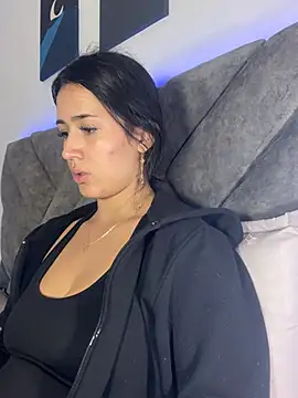 Snapshot of AnithaFigueroa1 chatting on 11, 3, 2025 AnithaFigueroa1 online show from 11, 3, 2025