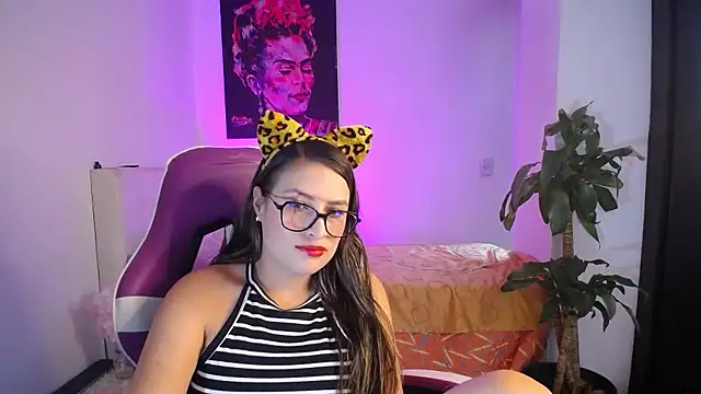 esmeraldaa230 online show from 8, 1, 2026