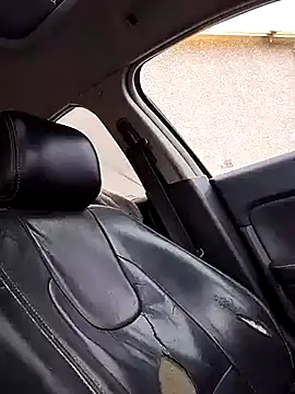 Snapshot of FloppyPickle4u chatting on 14, 2, 2025 FloppyPickle4u online show from 14, 2, 2025