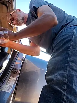 Snapshot of FloppyPickle4u chatting on 15, 2, 2025 FloppyPickle4u online show from 15, 2, 2025