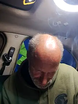 Snapshot of FloppyPickle4u chatting on 17, 2, 2025 FloppyPickle4u online show from 17, 2, 2025