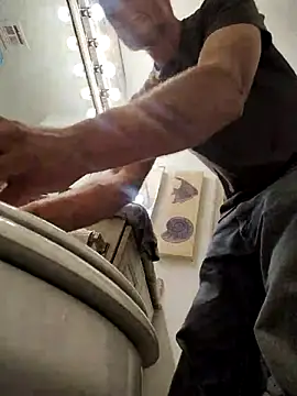 Snapshot of FloppyPickle4u chatting on 21, 2, 2025 FloppyPickle4u online show from 21, 2, 2025