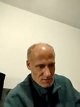 Snapshot of FloppyPickle4u chatting on 24, 2, 2025 FloppyPickle4u online show from 24, 2, 2025