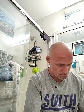 Snapshot of FloppyPickle4u chatting on 27, 2, 2025 FloppyPickle4u online show from 27, 2, 2025