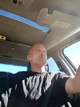 Snapshot of FloppyPickle4u chatting on 27, 2, 2025 FloppyPickle4u online show from 27, 2, 2025