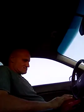 Snapshot of FloppyPickle4u chatting on 1, 3, 2025 FloppyPickle4u online show from 1, 3, 2025