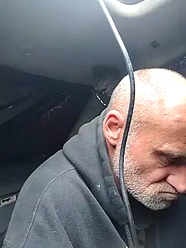 Snapshot of FloppyPickle4u chatting on 5, 3, 2025 FloppyPickle4u online show from 5, 3, 2025