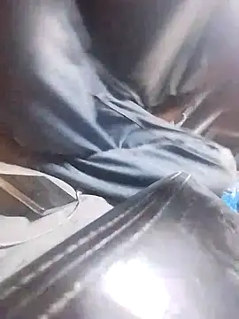 Snapshot of FloppyPickle4u chatting on 10, 3, 2025 FloppyPickle4u online show from 10, 3, 2025