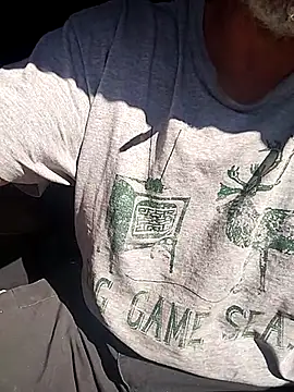 Snapshot of FloppyPickle4u chatting on 18, 3, 2025 FloppyPickle4u online show from 18, 3, 2025