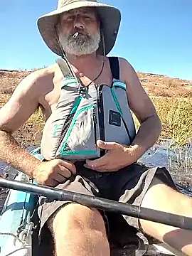 Snapshot of FloppyPickle4u chatting on 23, 10, 2025 FloppyPickle4u online show from 23, 10, 2025