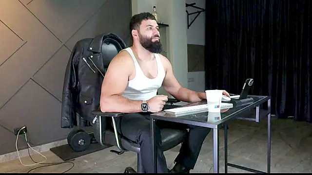 mattmasterss online show from 2, 1, 2025