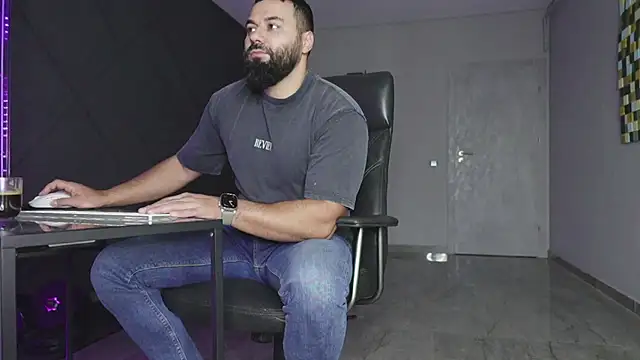 mattmasterss online show from 4, 12, 2025