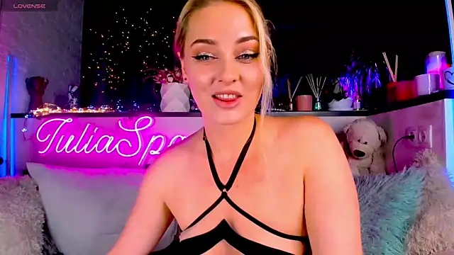  JuliaSpace  online show from 8, 12, 2024