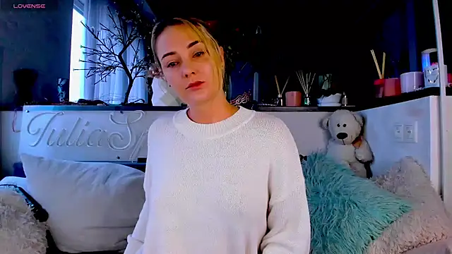  JuliaSpace  online show from 12, 12, 2024