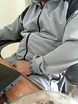 Snapshot of Hot-man39 chatting on 16, 11, 2025 Hot-man39 online show from 16, 11, 2025