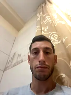 Snapshot of Gionnytav chatting on 4, 10, 2025 Gionnytav online show from 4, 10, 2025